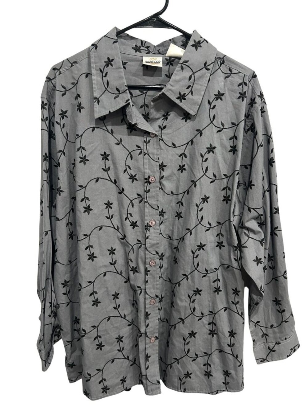 TR Bentley Plus 22W Gray Floral Embroidered Button Up Shirt Cottagecore Boho NWT